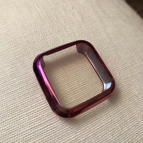 FitBit Versa Screen Protectors - Picture 3 of 8